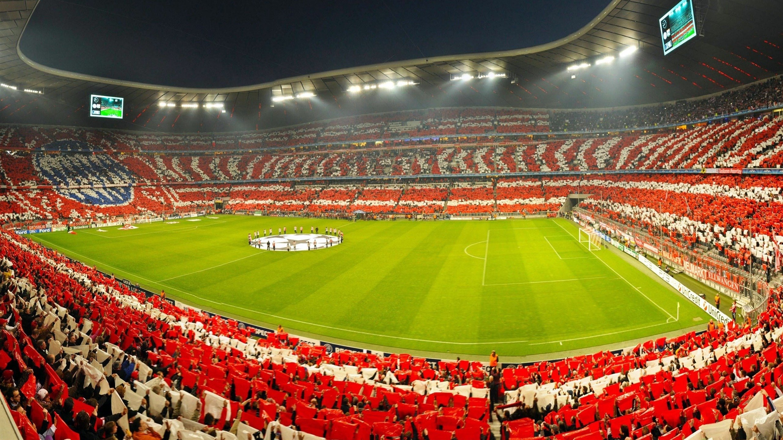 最新足球资讯：女子赛事中的惊险一幕！，女子足球赛视频