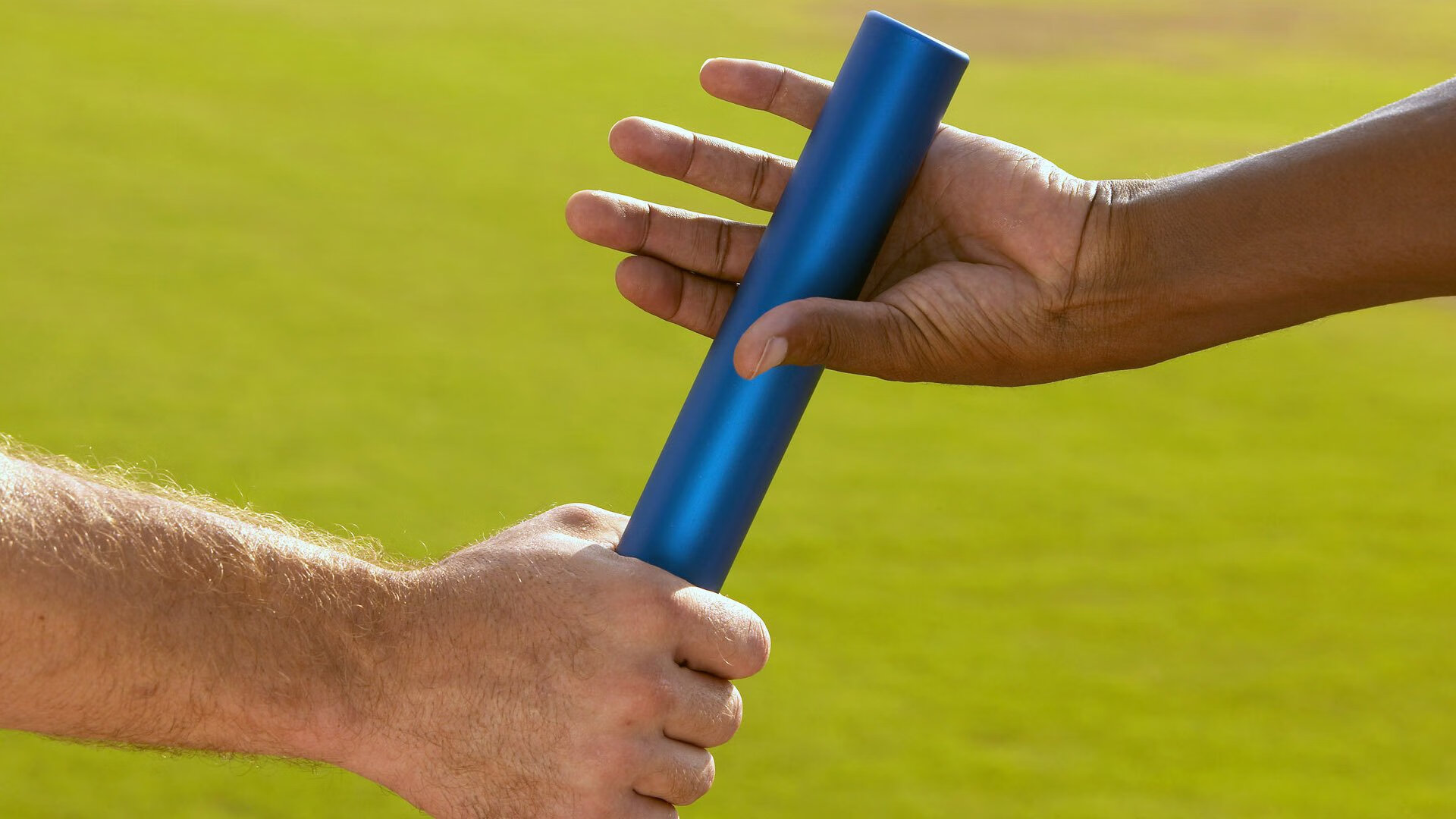 九游会-足球文化讲座进社区普及赛事规则与礼仪，足球社区活动